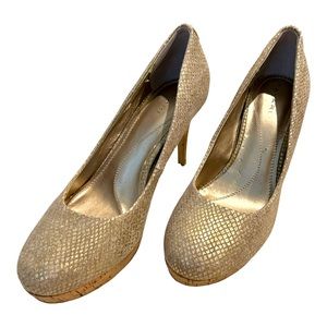 Tahiti Gold and Cork Snake Skin 3 Inch High Heels Shoes Size 10